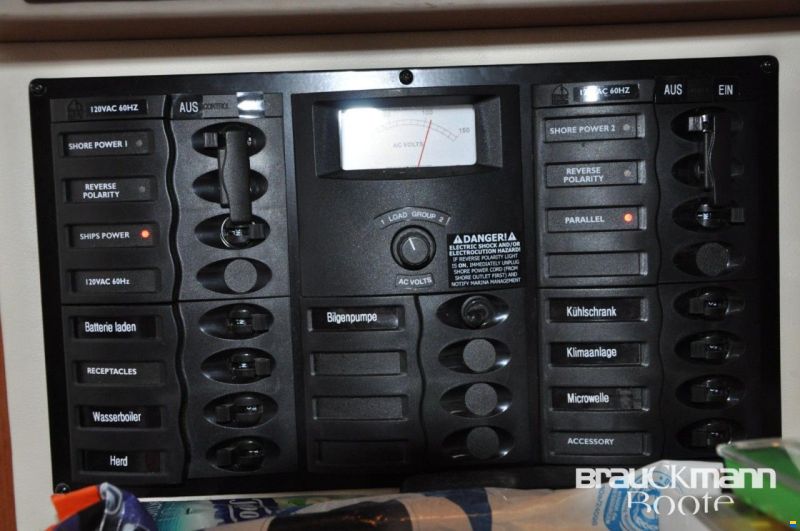 Maxum 3300 SE