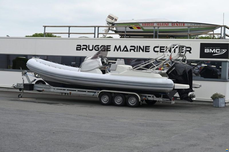 SACS Strider 900
