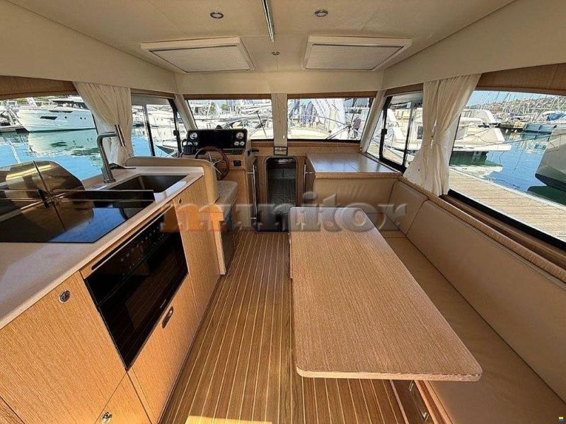 Sasga Yachts Menorquin 35 HT