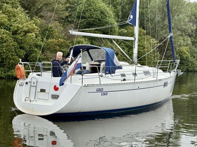 Beneteau Oceanis 321