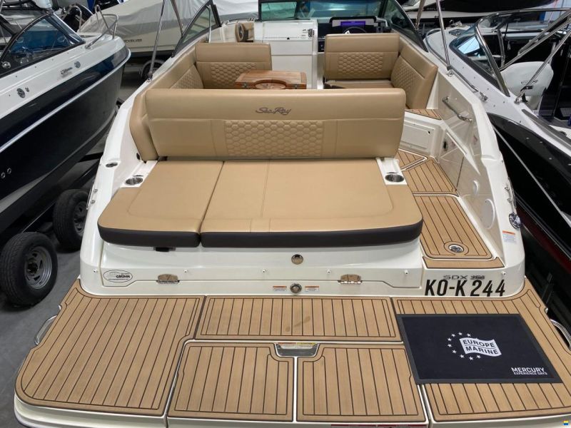 SEARAY SeaRay 250 SDX