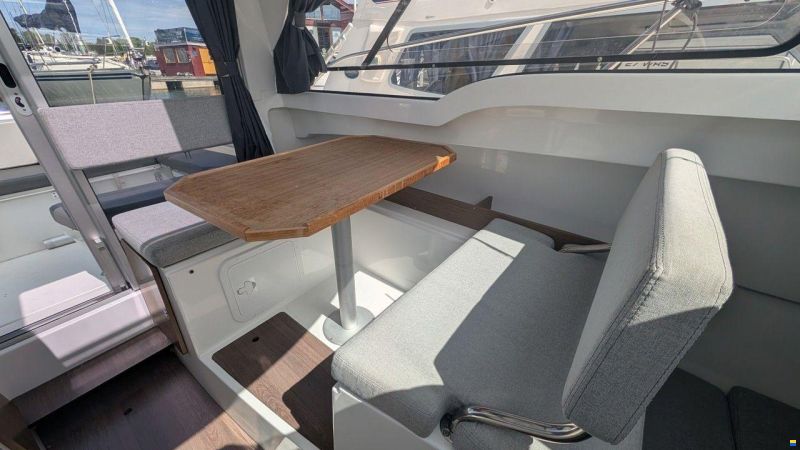 Beneteau ANTARES 7