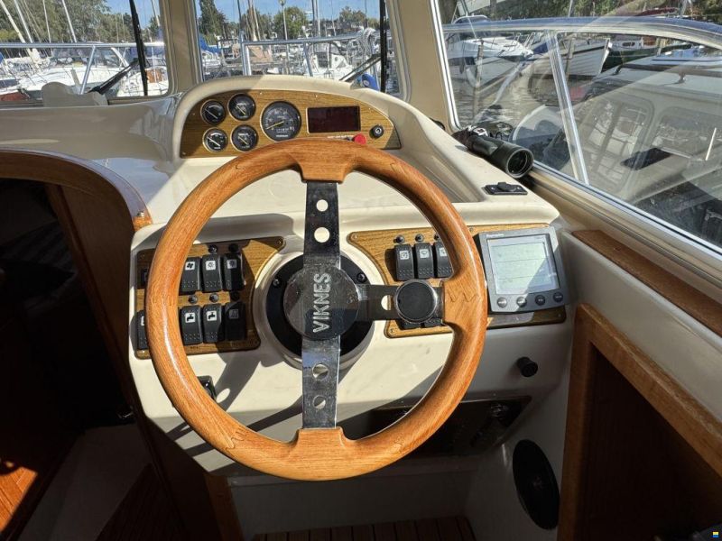 Viknes 880