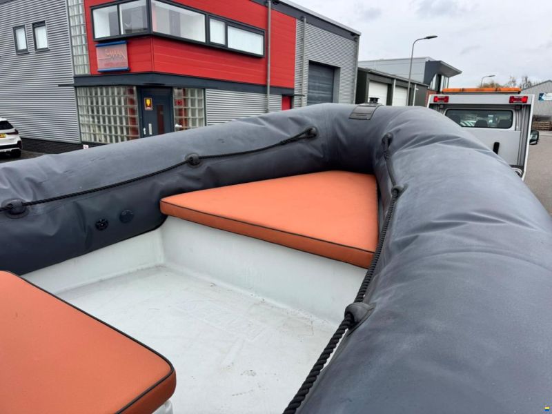 Selva D760C RIB