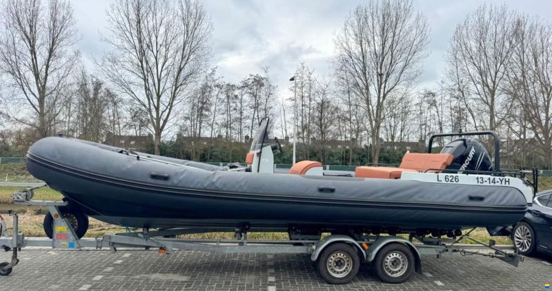 Selva D760C RIB