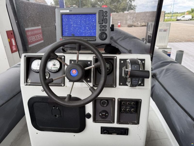 Selva D760C RIB