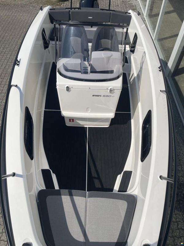 Ryds 630 MID-C med Mercury F115 CT ELPT EFI