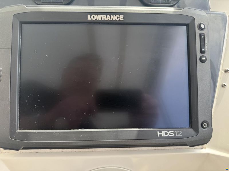 Beneteau Antares 780 med 225 hk Yamaha-EFI 4 takt