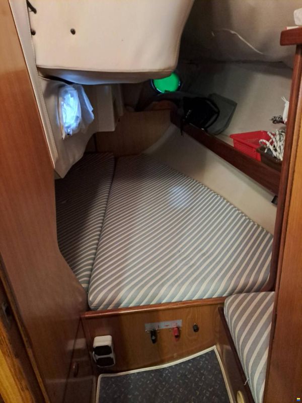 Beneteau Oceanis 320