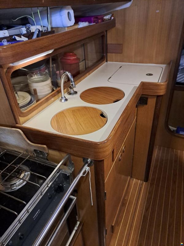 Beneteau Oceanis 320