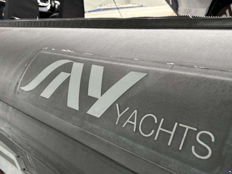 SAY Carbon Yachts RIB 31