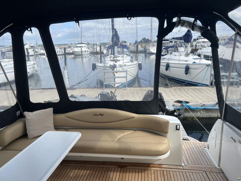 Sea Ray 410 Sundancer