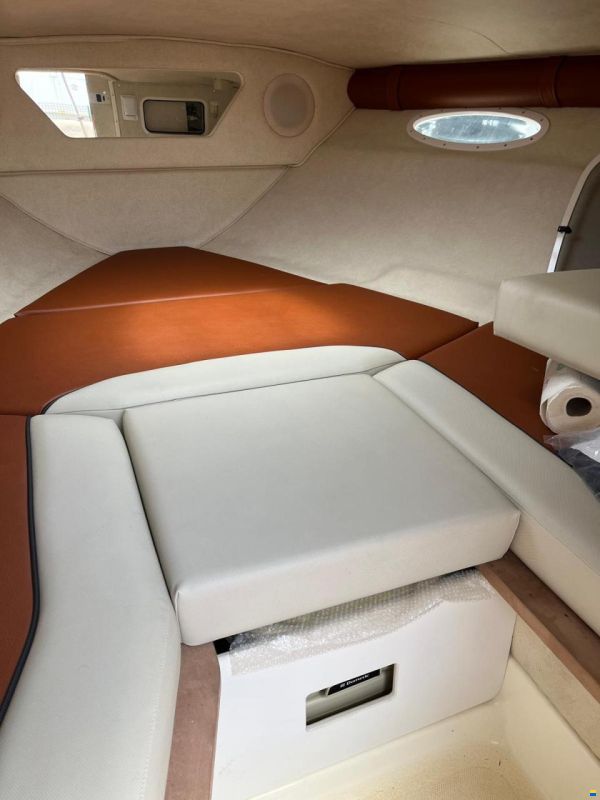 Sea Ray 240 sse