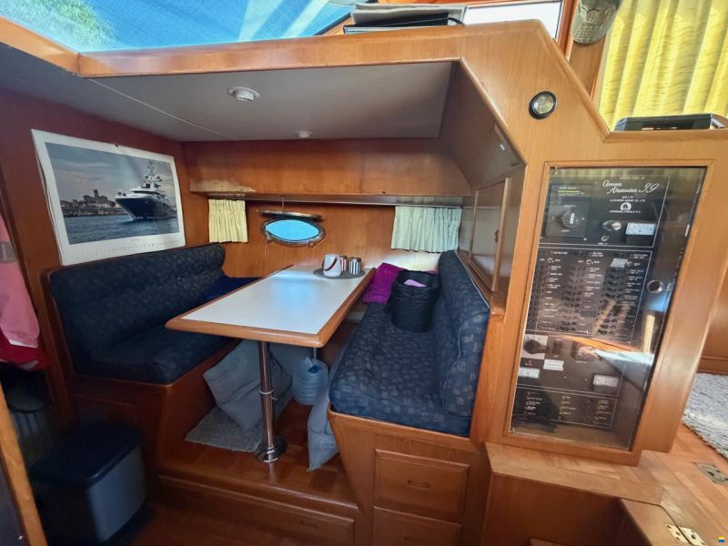 Ocean Alexander 39