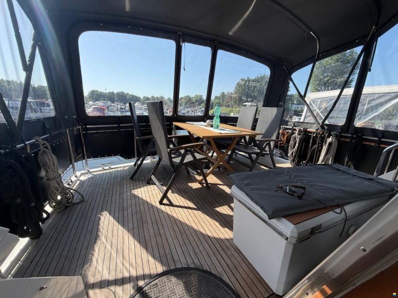 Ocean Alexander 39