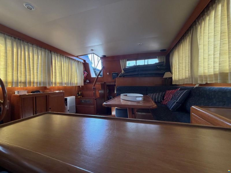 Ocean Alexander 39