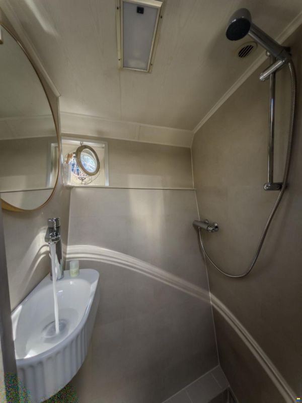Barkas 16,5 m - woonschip