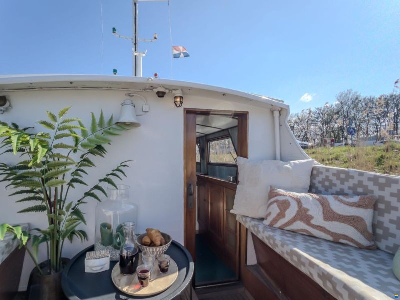 Barkas 16,5 m - woonschip