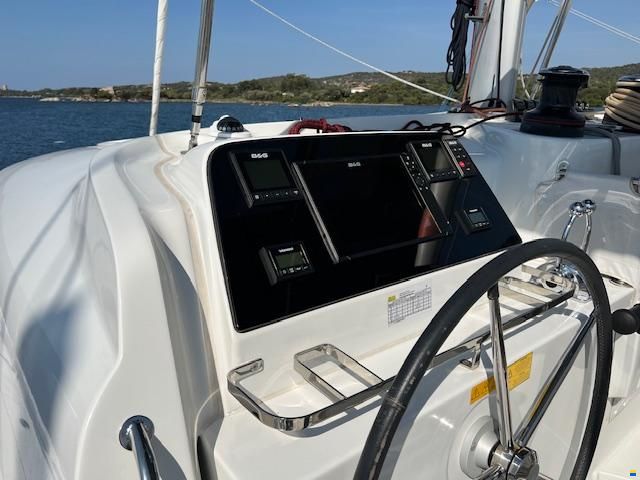 Lagoon 42