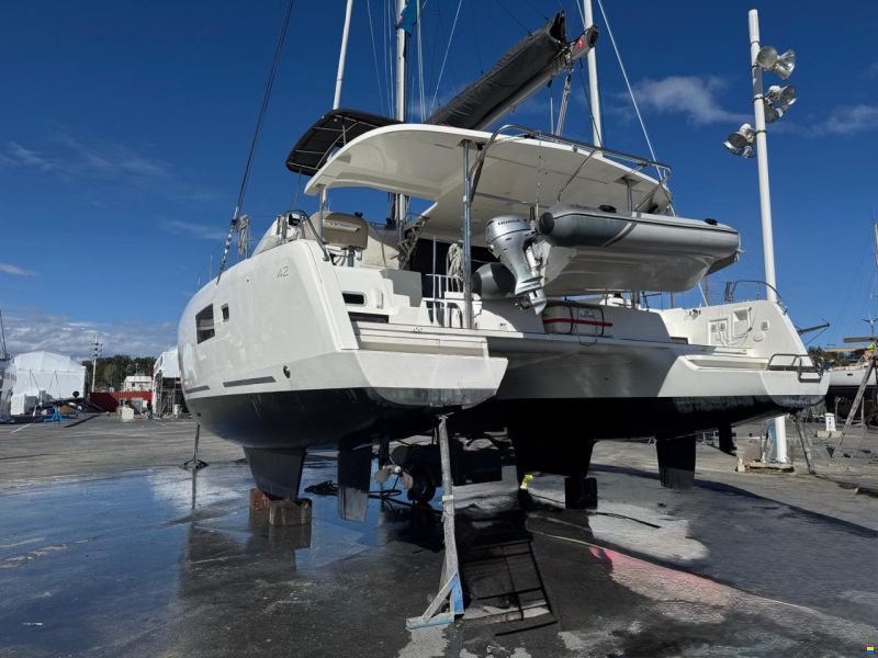 Lagoon 42