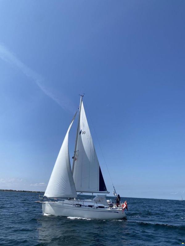Bavaria 30