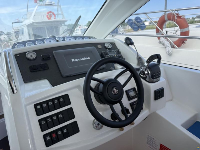 Jeanneau Leader 9 Hard Top