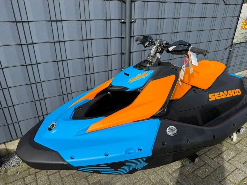 Sea-Doo Spark Trixx 90 1UP
