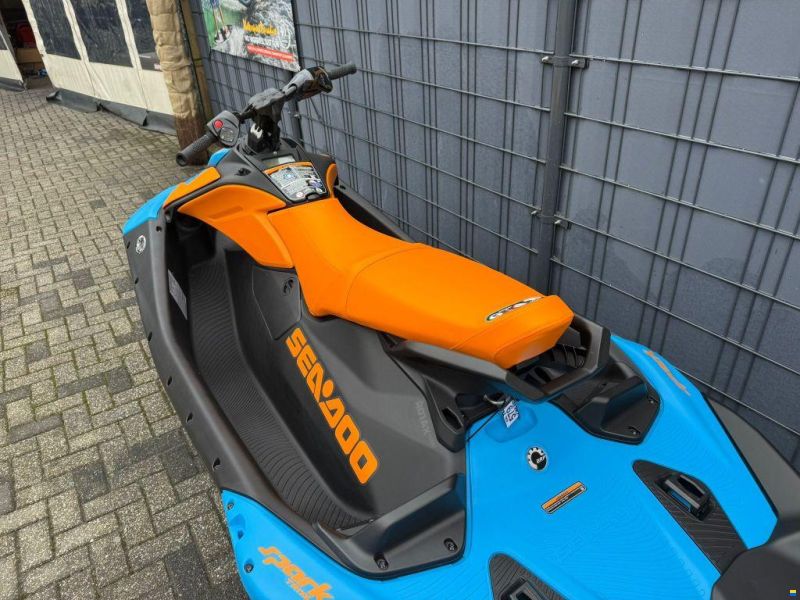 Sea-Doo Spark Trixx 90 3UP