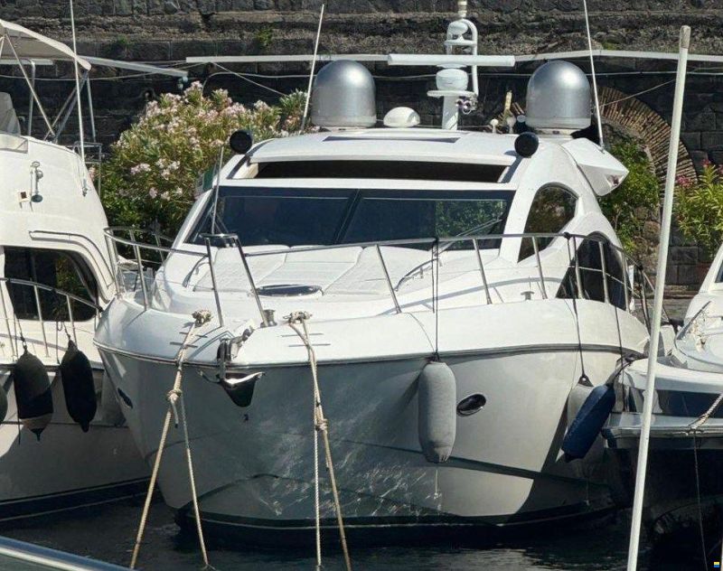 Sunseeker Predator 52