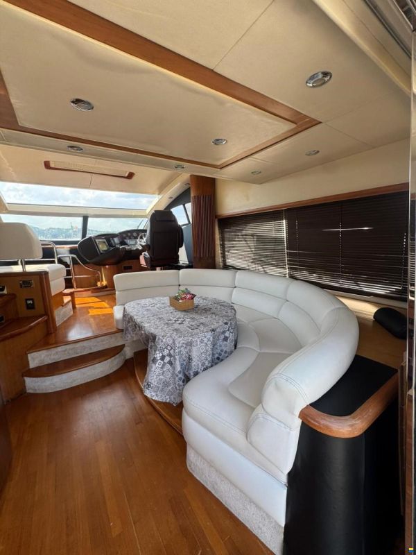 Sunseeker Predator 52