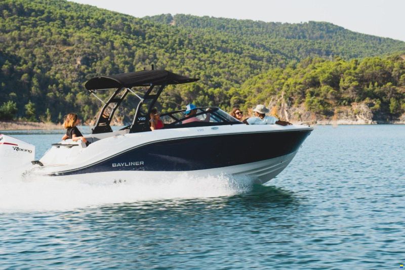 Bayliner V20