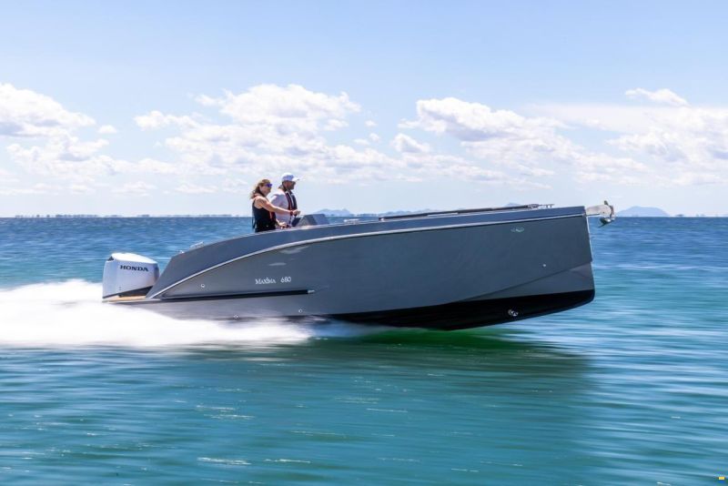 Maxima 680 Sport Lounge