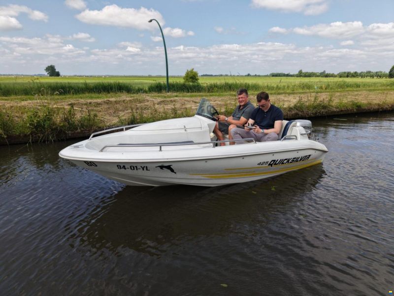 Quicksilver 425 Open