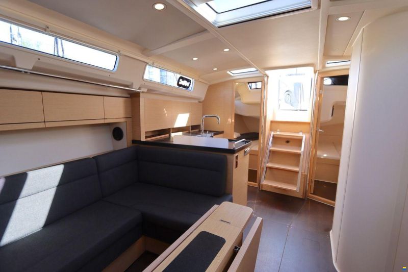 Hanse 418