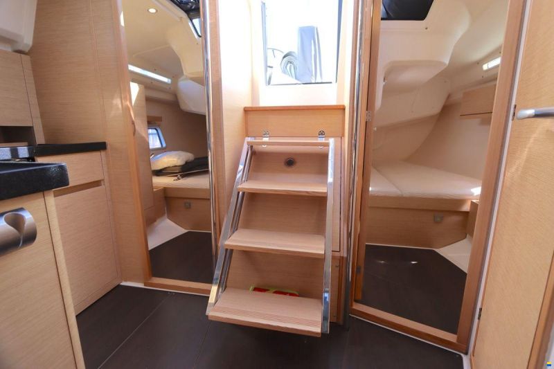 Hanse 418