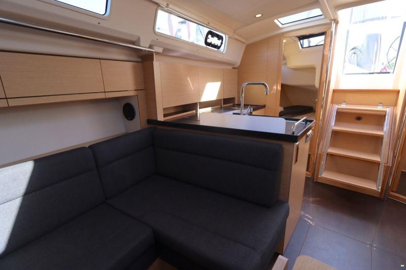 Hanse 418