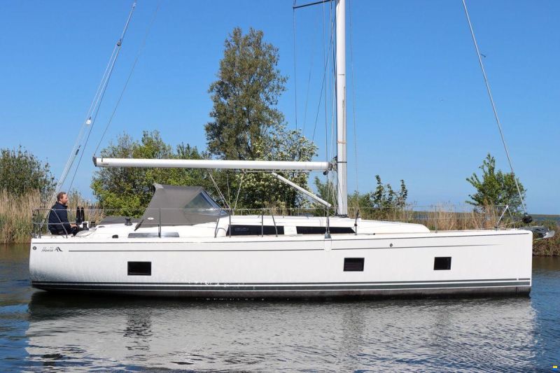 Hanse 418
