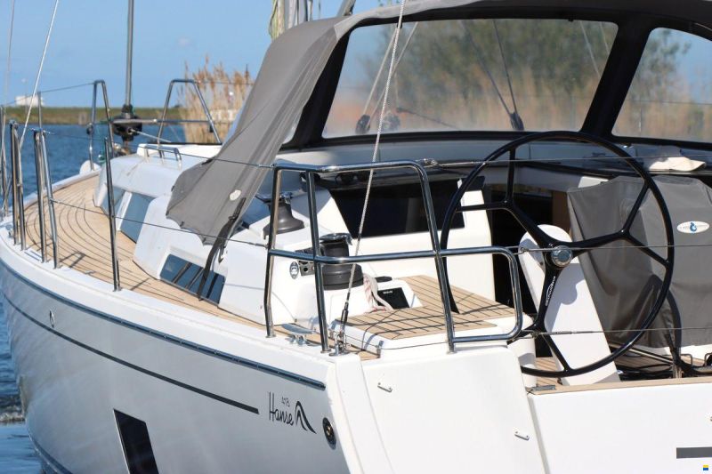 Hanse 418