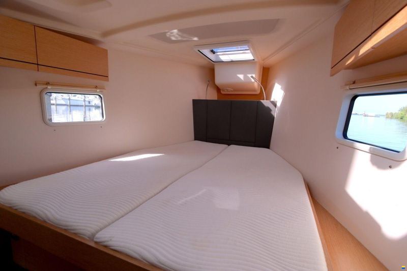 Hanse 418