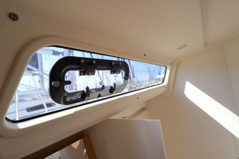 Hanse 418