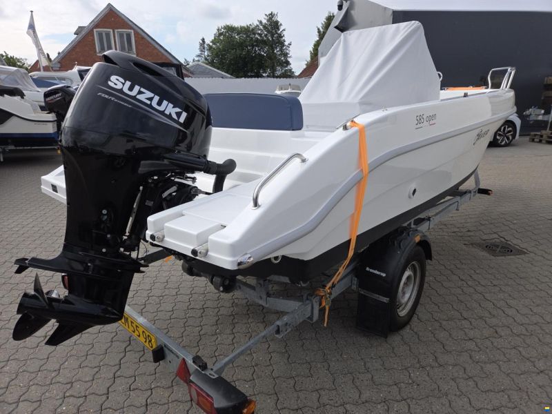 Saver 585 Open årg 2023