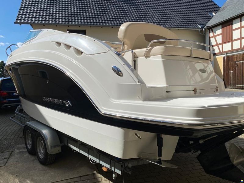 Chaparral 250 Signature