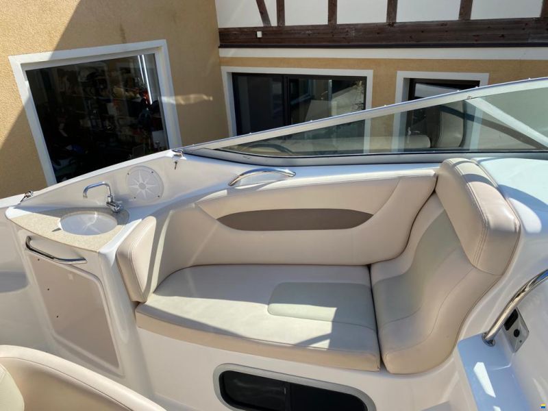 Chaparral 250 Signature