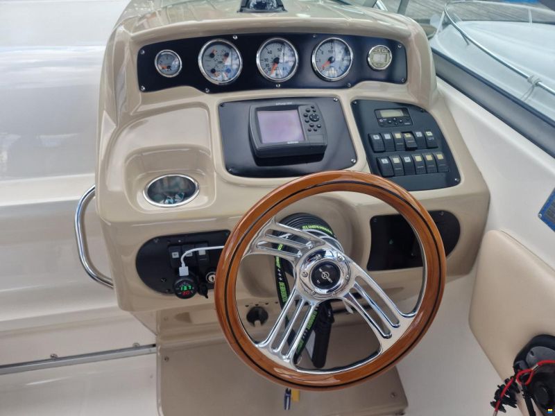 Chaparral 250 Signature