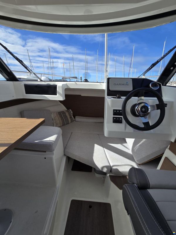 Jeanneau merry fisher 605