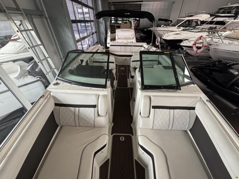 Sea Ray 270 SDXE