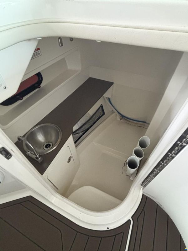 Sea Ray 270 SDXE