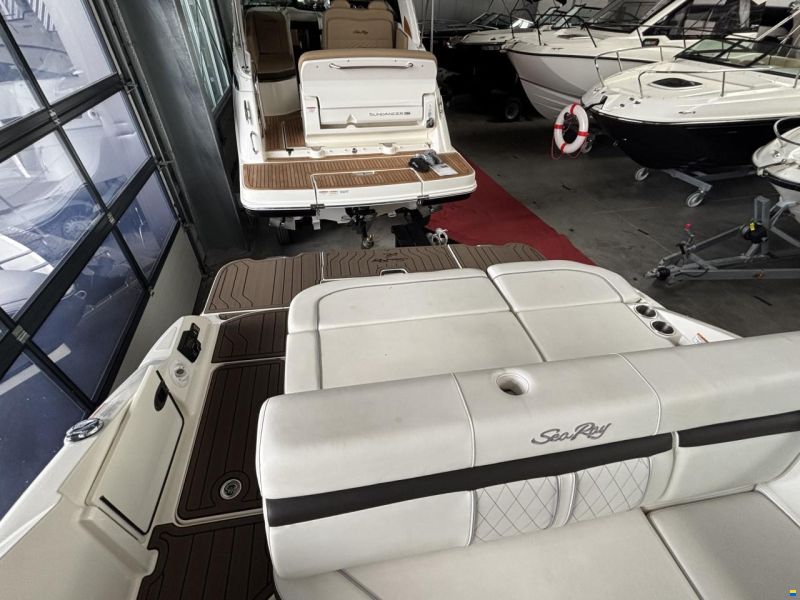 Sea Ray 270 SDXE