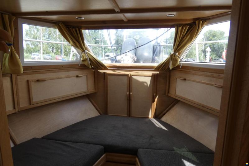 C.J. Broom & Sons Ltd Broom 37 - Custom-Umbau
