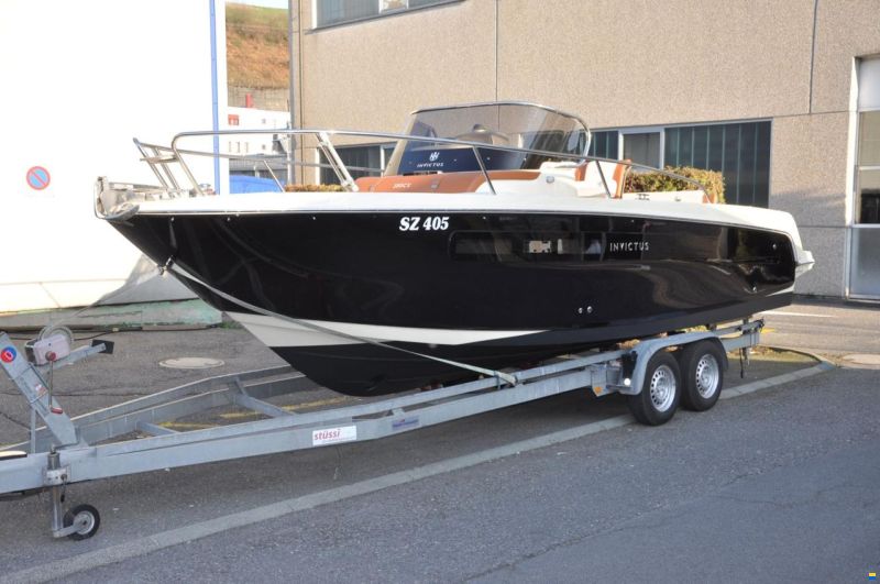 Invictus 250 CX